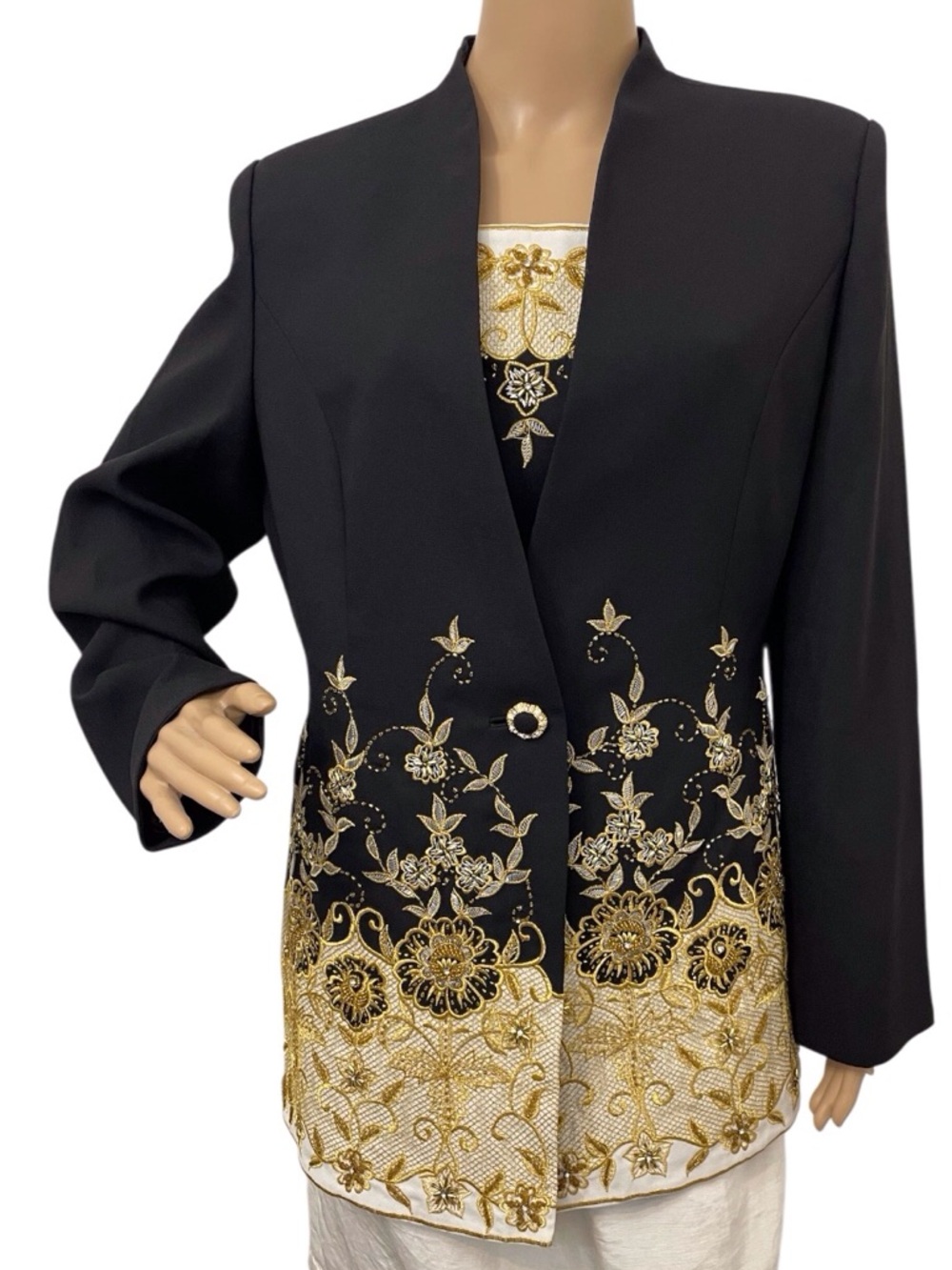 Natasia Collection New York Women's Black Emroidery Blazer, 10